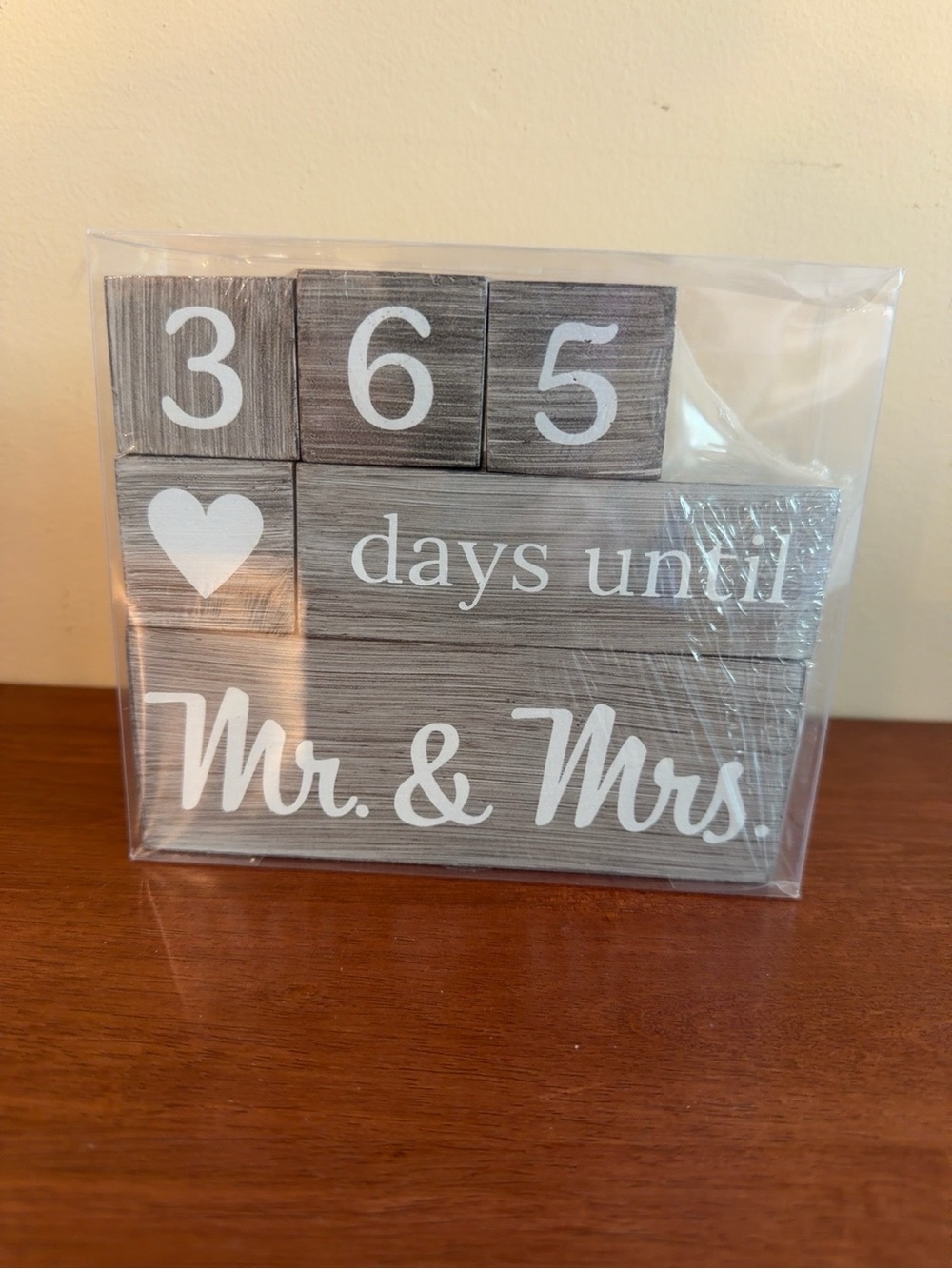 NWT Wedding Countdown Wooden Block Calendar Days Until Mr. & Mrs. Sign